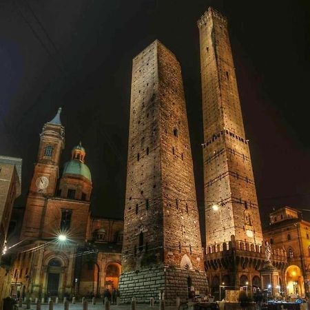 Home 2 Torri Bologna Luaran gambar